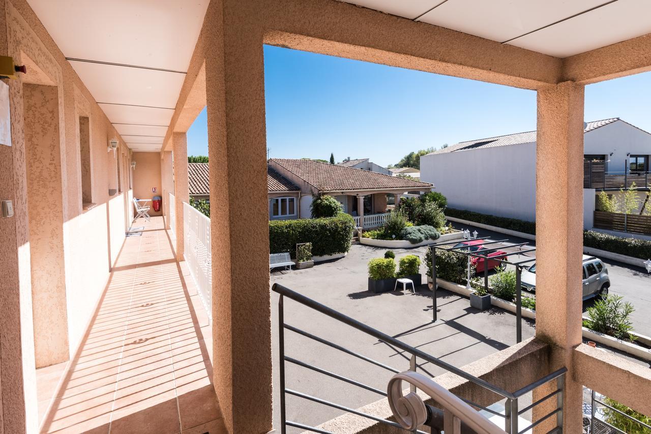 Le Grand Jardin Hotell Aujargues Exteriör bild