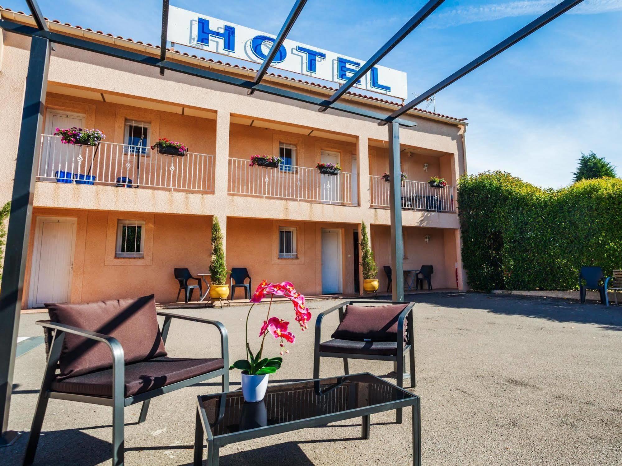 Le Grand Jardin Hotell Aujargues Exteriör bild
